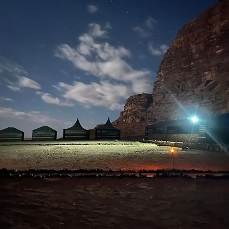 Desert Stars Rum Camp 瓦迪拉姆 外观 照片